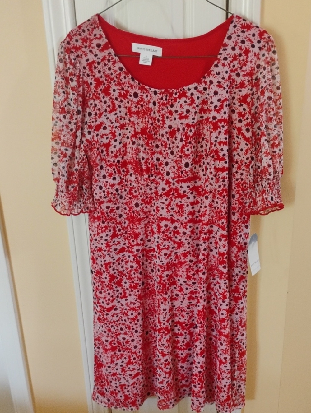 SKYE'S THE LIMIT- Red and White Floral Scoop-Neck Midi Dress